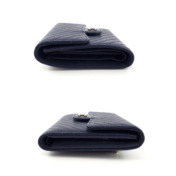 Authentic CHANEL Classic Navy Blue CaviarCompact Quilted Flap Chevron Wallet - Picture 9 of 14